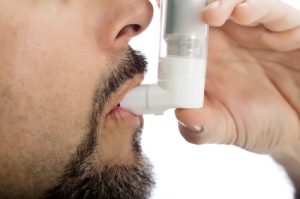 źle leczona astma