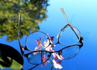 Wybór odpowiednich oprawek okularowych